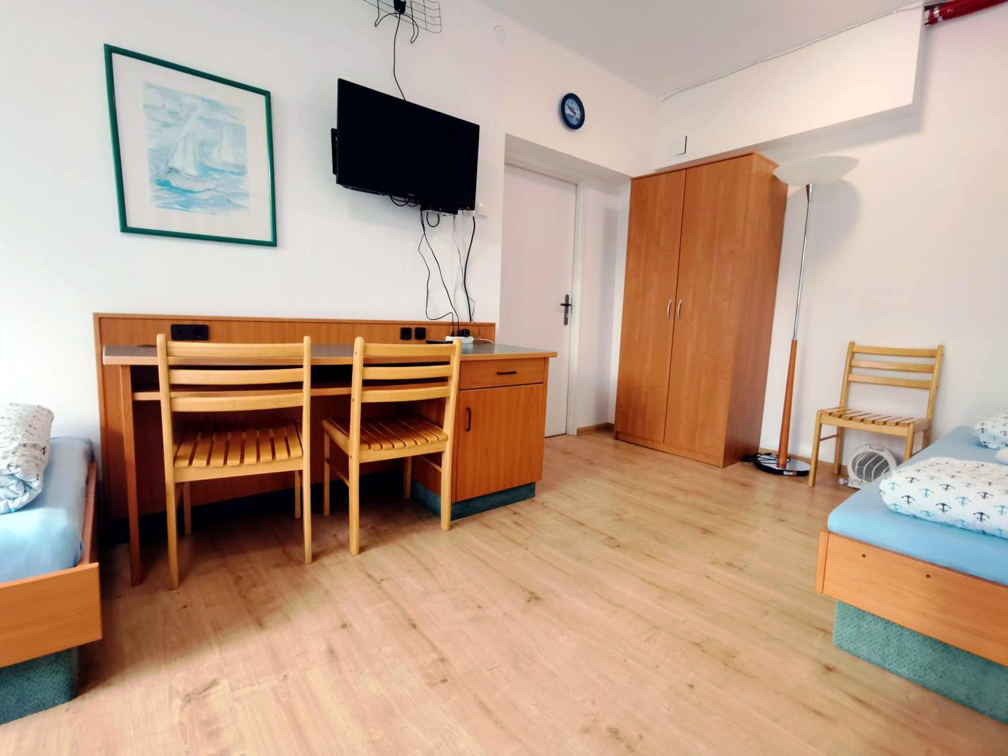 Pokoje 24H Ul. Bagrowa Krakow Bed & Breakfast — Zdjęcia 2